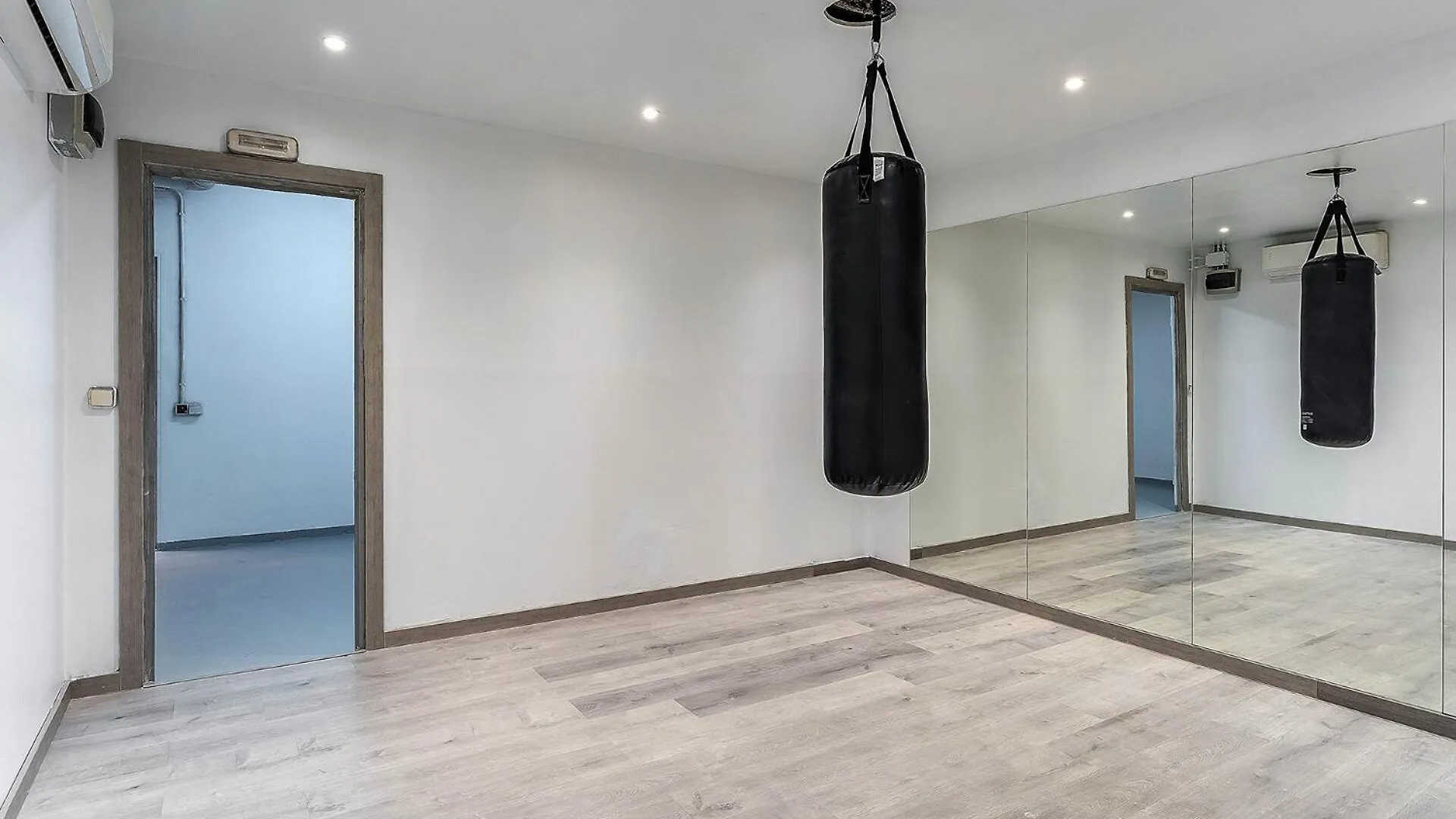 4237 - Ab Santa Coloma III Apartment Barcelona