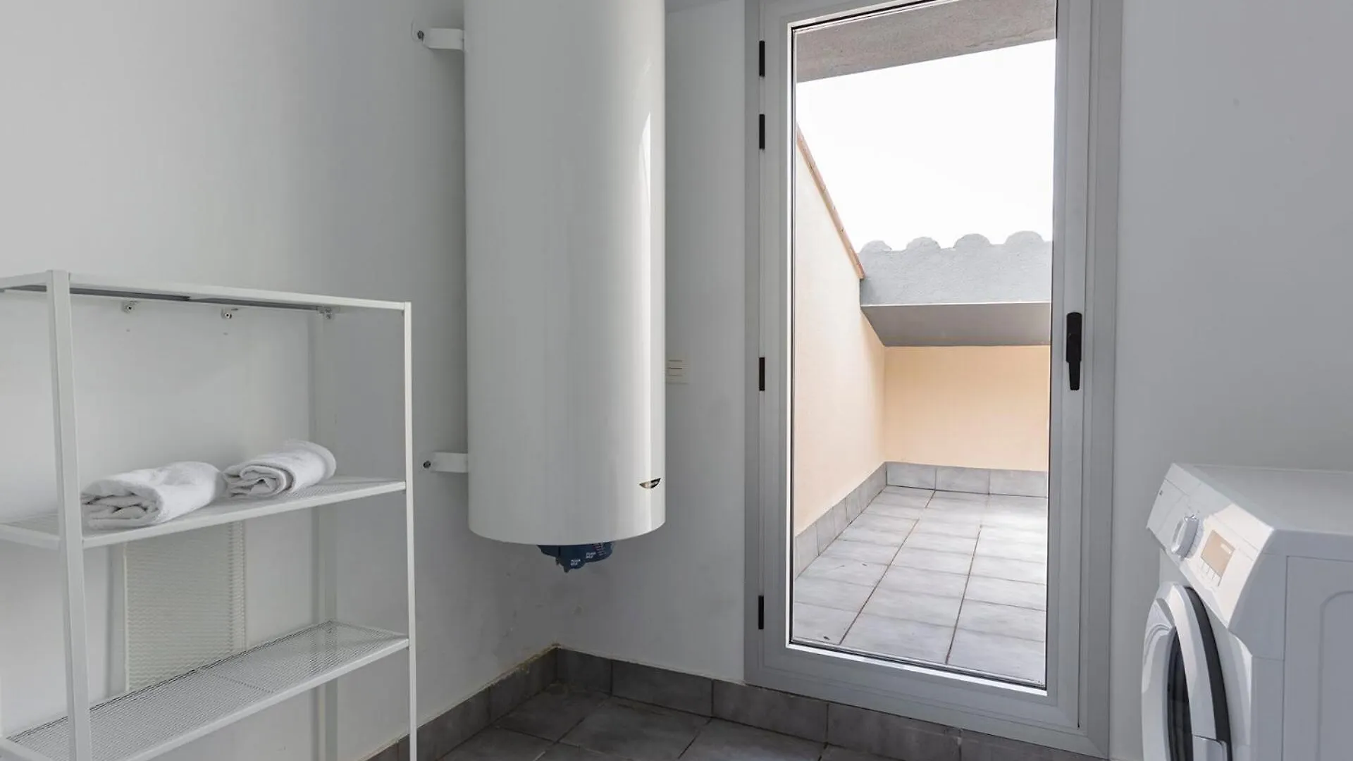 4237 - Ab Santa Coloma III Apartment Barcelona