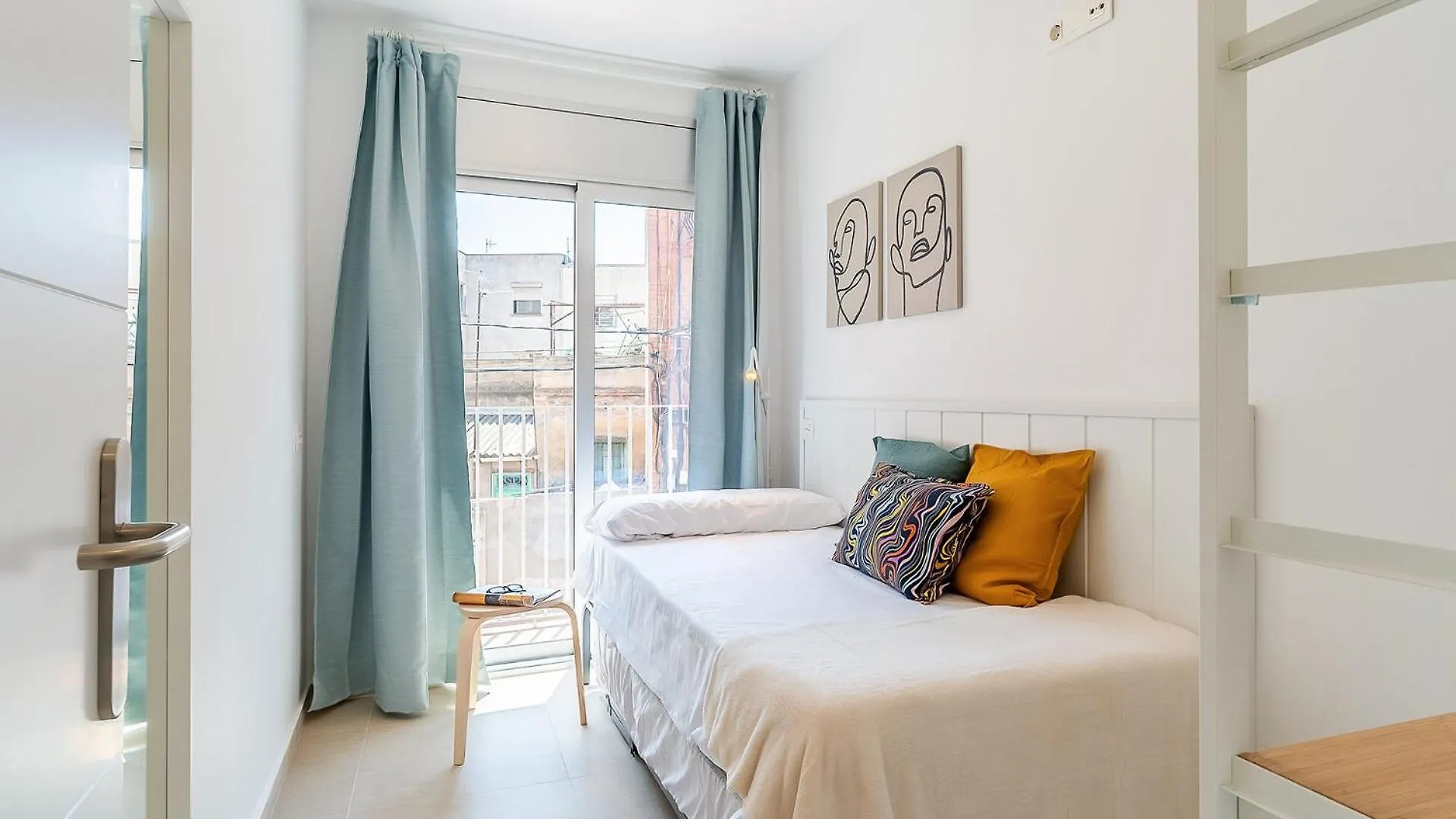 4237 - Ab Santa Coloma III Apartment Barcelona