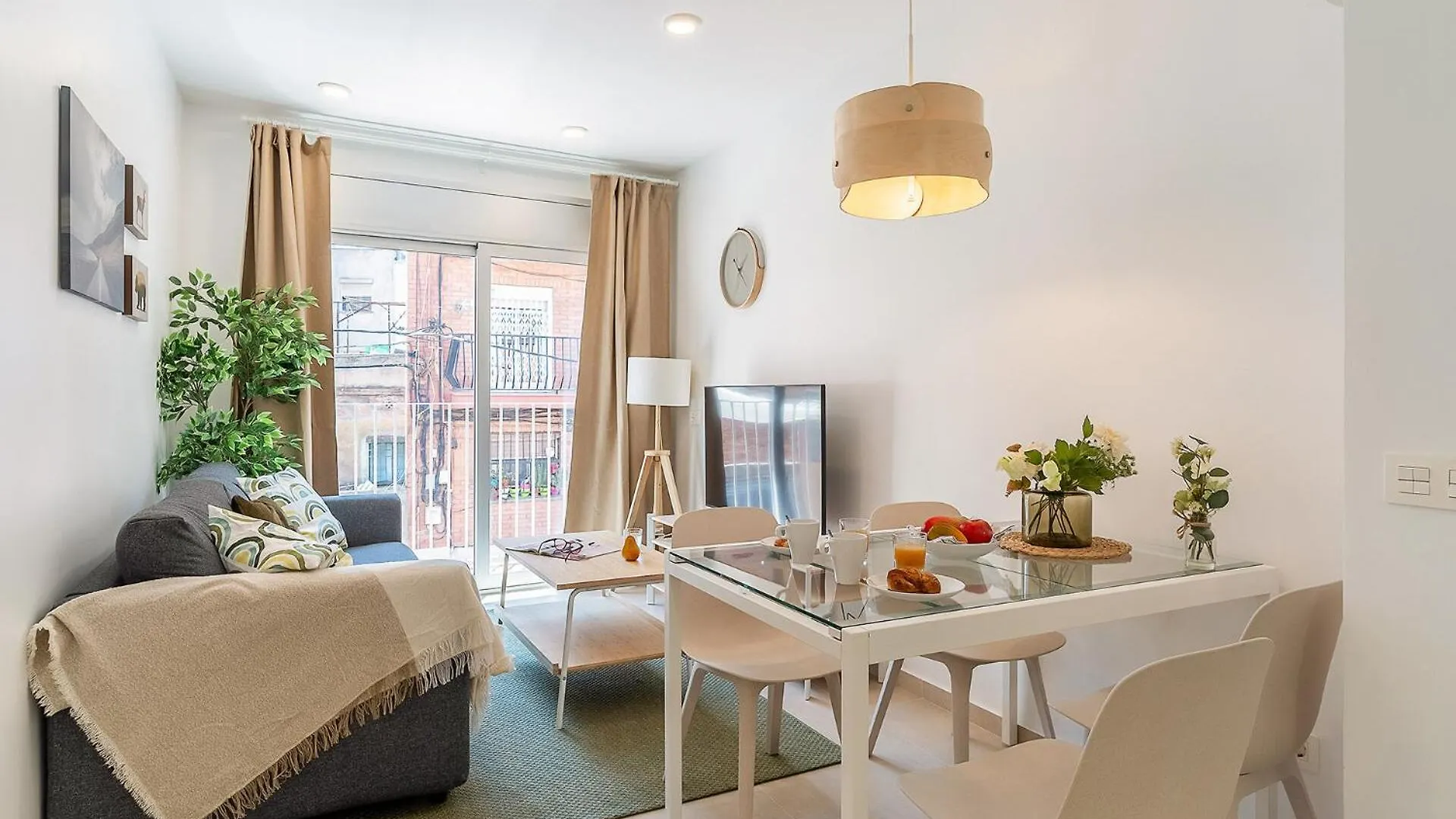 4237 - Ab Santa Coloma III Apartment Barcelona